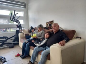 Imágenes para rendir homenaje a persona finada, estas pueden variar en su contenido.