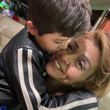 Imágenes para rendir homenaje a persona finada, estas pueden variar en su contenido.