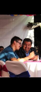 Imágenes para rendir homenaje a persona finada, estas pueden variar en su contenido.