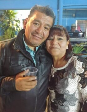 Imágenes para rendir homenaje a persona finada, estas pueden variar en su contenido.