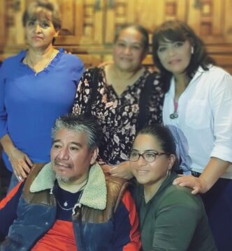 Imágenes para rendir homenaje a persona finada, estas pueden variar en su contenido.