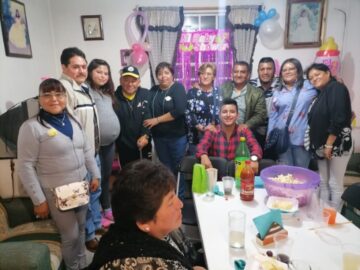 Imágenes para rendir homenaje a persona finada, estas pueden variar en su contenido.