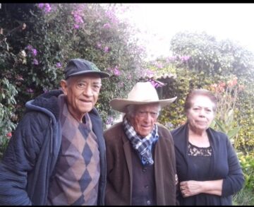 Imágenes para rendir homenaje a persona finada, estas pueden variar en su contenido.