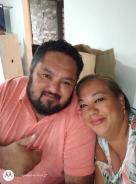 Imágenes para rendir homenaje a persona finada, estas pueden variar en su contenido.