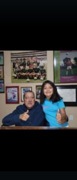 Imágenes para rendir homenaje a persona finada, estas pueden variar en su contenido.