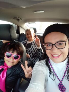 Imágenes para rendir homenaje a persona finada, estas pueden variar en su contenido.