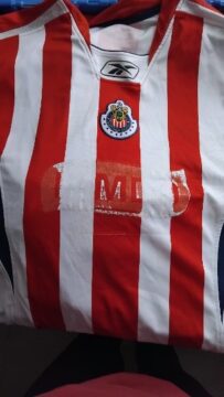 Imágenes para rendir homenaje a persona finada, estas pueden variar en su contenido.