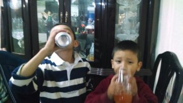 Imágenes para rendir homenaje a persona finada, estas pueden variar en su contenido.