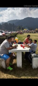 Imágenes para rendir homenaje a persona finada, estas pueden variar en su contenido.