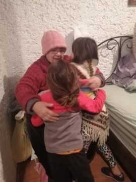 Imágenes para rendir homenaje a persona finada, estas pueden variar en su contenido.