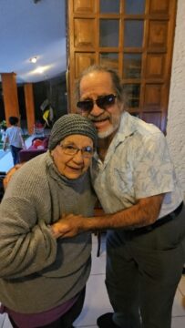 Imágenes para rendir homenaje a persona finada, estas pueden variar en su contenido.