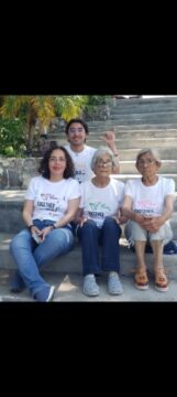 Imágenes para rendir homenaje a persona finada, estas pueden variar en su contenido.