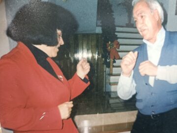 Imágenes para rendir homenaje a persona finada, estas pueden variar en su contenido.