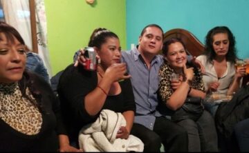 Imágenes para rendir homenaje a persona finada, estas pueden variar en su contenido.
