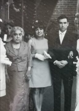 Imágenes para rendir homenaje a persona finada, estas pueden variar en su contenido.