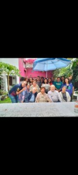 Imágenes para rendir homenaje a persona finada, estas pueden variar en su contenido.