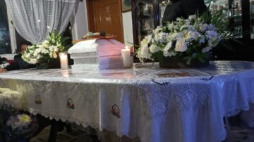 Imágenes para rendir homenaje a persona finada, estas pueden variar en su contenido.