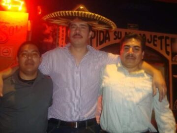 Imágenes para rendir homenaje a persona finada, estas pueden variar en su contenido.