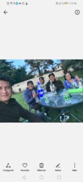 Imágenes para rendir homenaje a persona finada, estas pueden variar en su contenido.