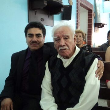 Imágenes para rendir homenaje a persona finada, estas pueden variar en su contenido.