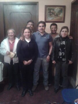 Imágenes para rendir homenaje a persona finada, estas pueden variar en su contenido.