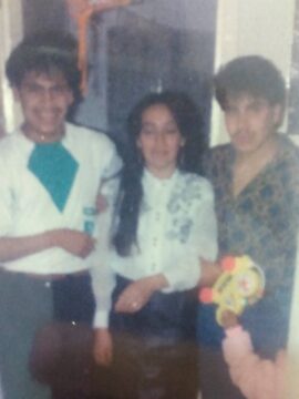 Imágenes para rendir homenaje a persona finada, estas pueden variar en su contenido.